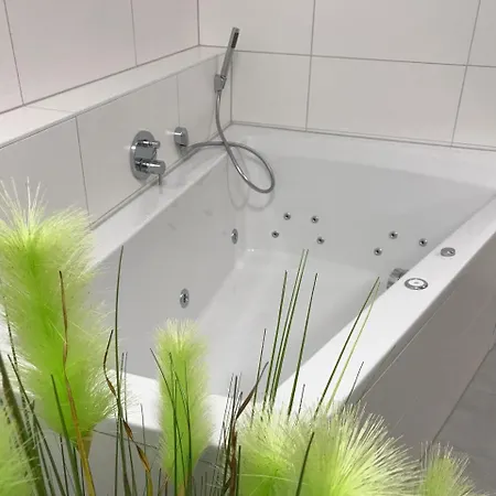 Daire Komfort-ferienwohnung Waterkant By Meer-ferienwohnungen Olpenitz